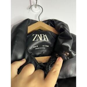 Zara Kids Black Faux Leather Puffer Coat  Size 9